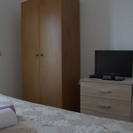 Apartments Rogulj Rogoznica  Ngoại thất bức ảnh